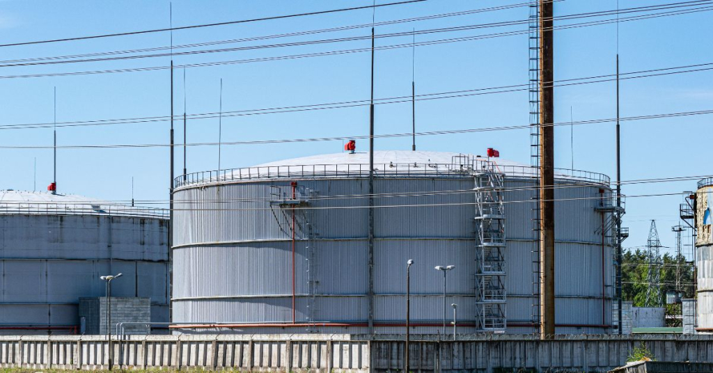 Inspection of Above-Ground Storage Tank (AST) - Advantages of In-Service Robotic Inspections